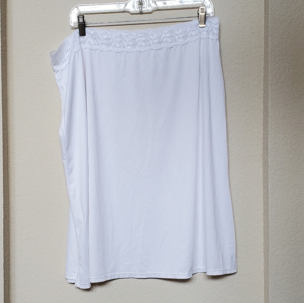 Vassarette Ladies Slip.  Size 2X